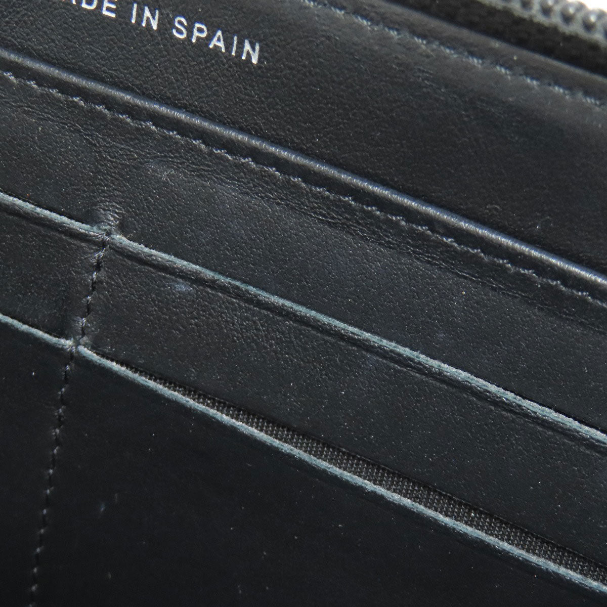 CHANEL Zip Around COCO Mark SilverHardware Long wallet (with coin pocket) Grained Calfskin Skin Ladies [Used]