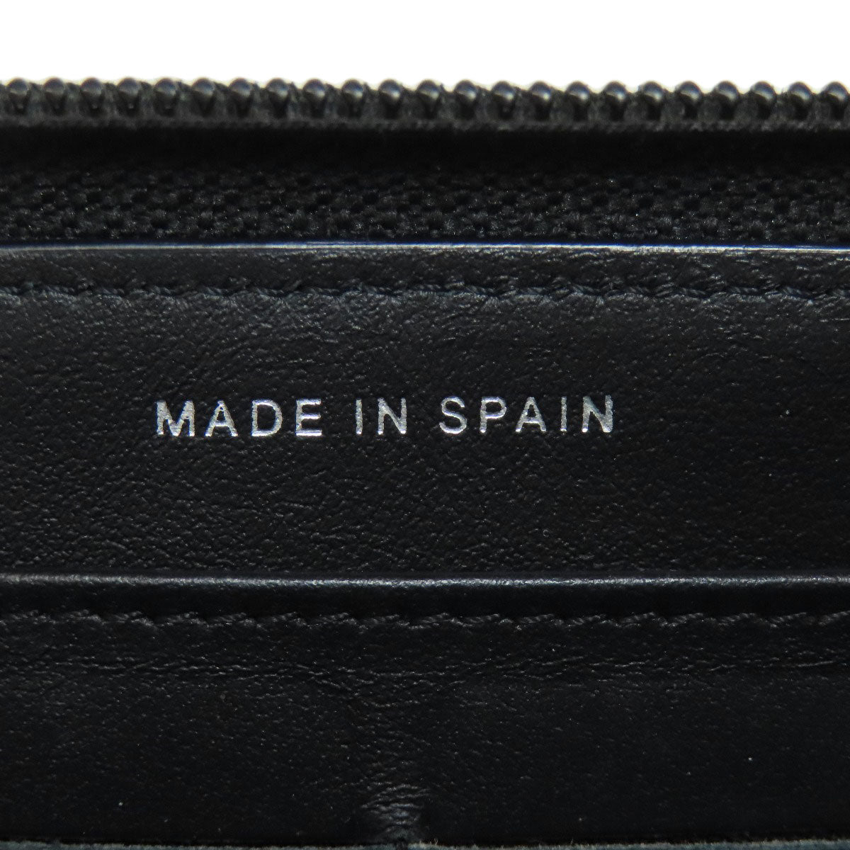 CHANEL Zip Around COCO Mark SilverHardware Long wallet (with coin pocket) Grained Calfskin Skin Ladies [Used]