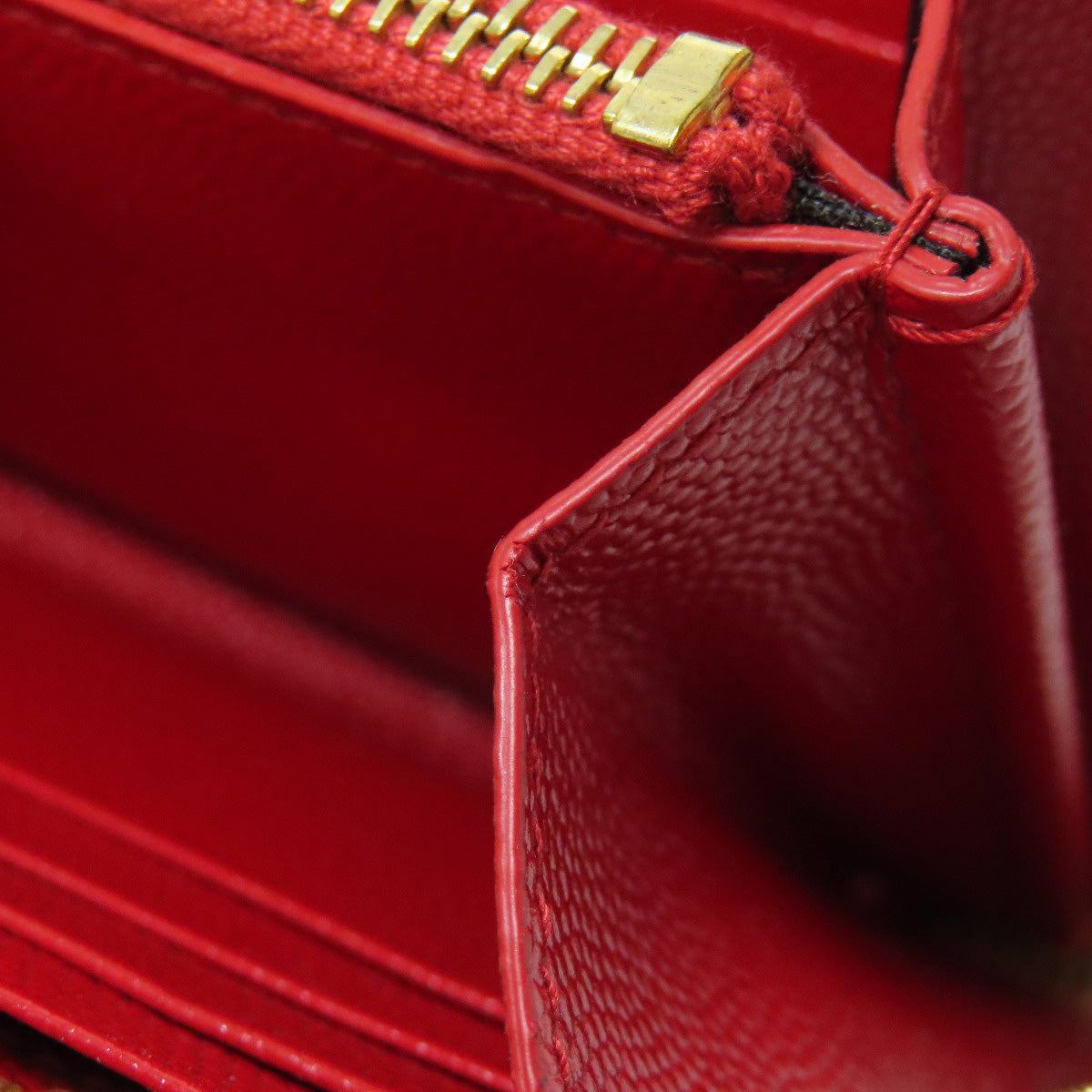 SAINT LAURENT V stitch logo Long wallet (with coin pocket) Calf Ladies [Used]