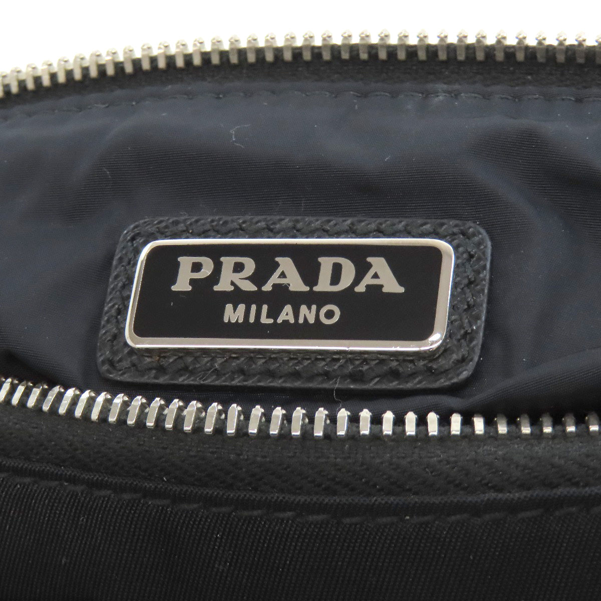 PRADA 2NH011 Logo Hardware Clutch bag Nylon Ladies [Used]