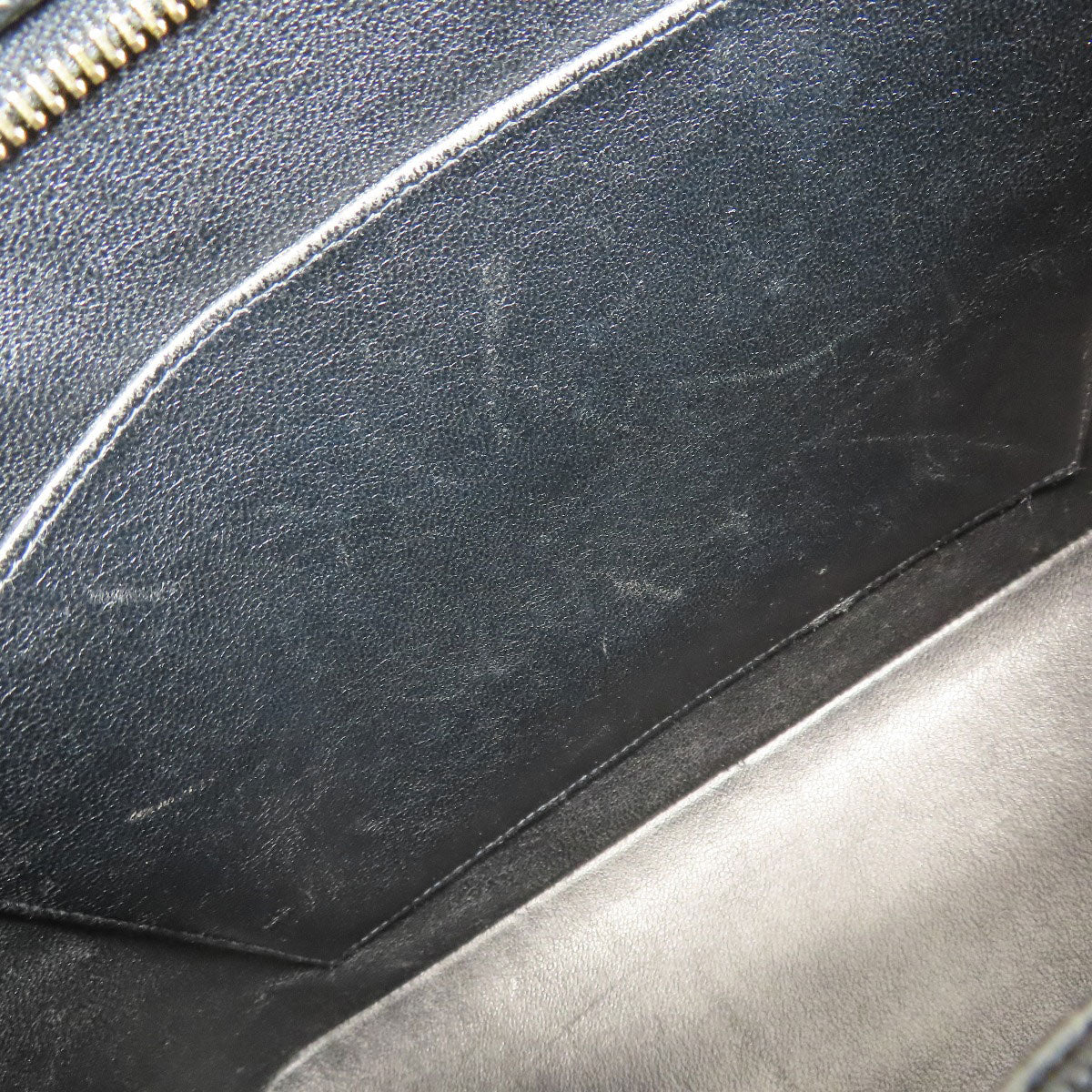 CHANEL Medallion GoldHardware Tote Bag Grained Calfskin Skin Ladies [Used]