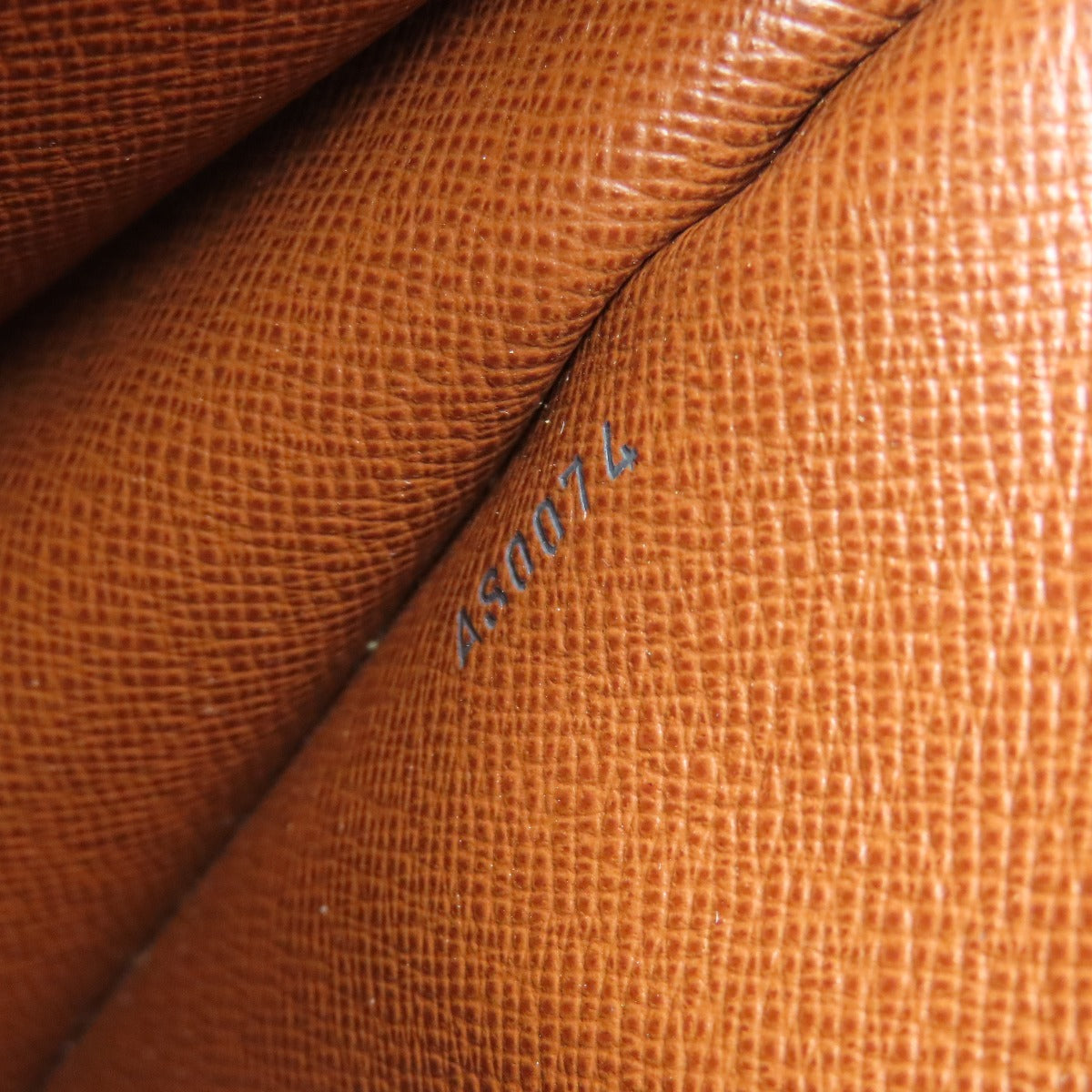 LOUIS VUITTON M51265 Boulogne 30 Shoulder Bag Monogram canvas Ladies [Used]