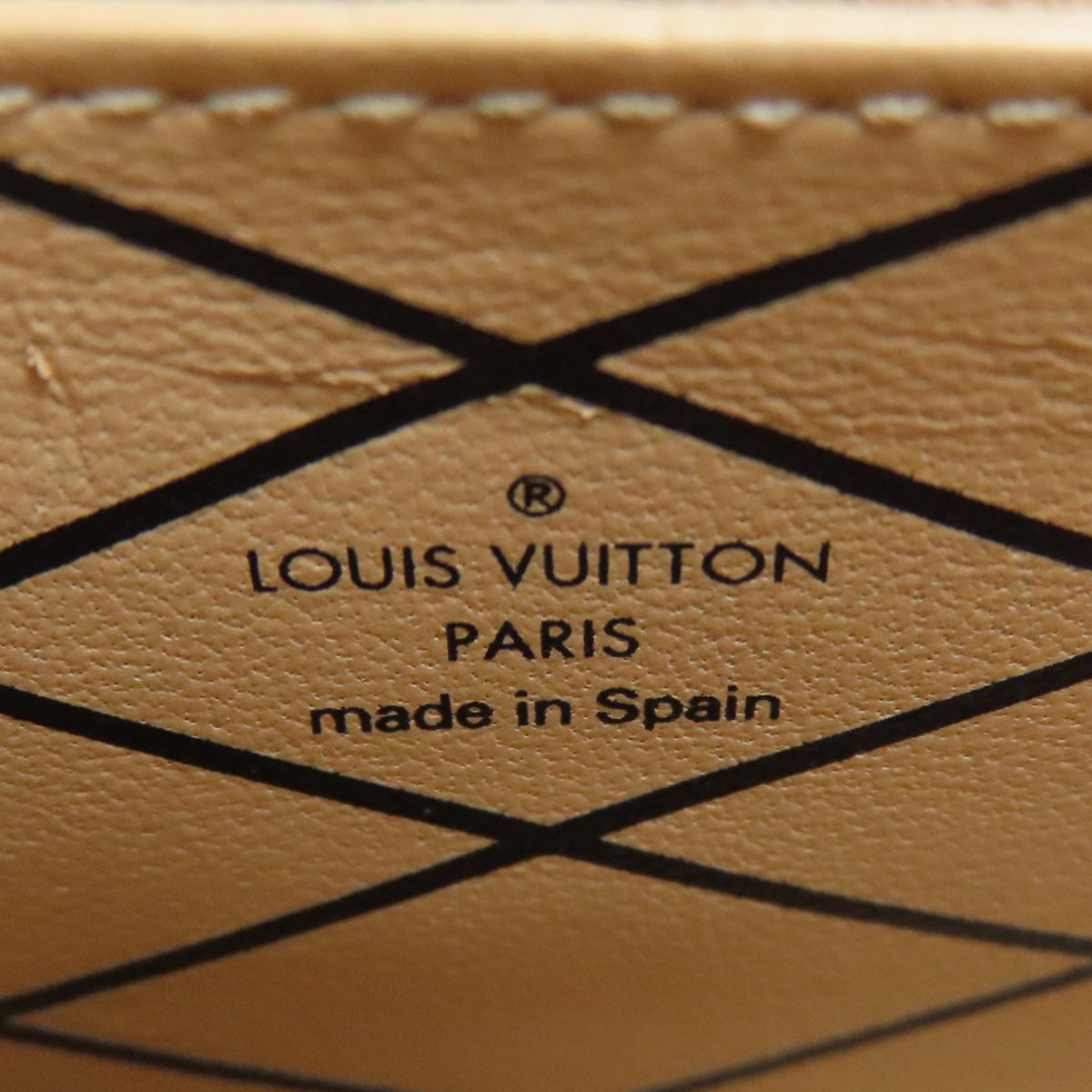 LOUIS VUITTON M63892 Essential Trunk Catgram Accessory pouch Monogram canvas Ladies [Used]