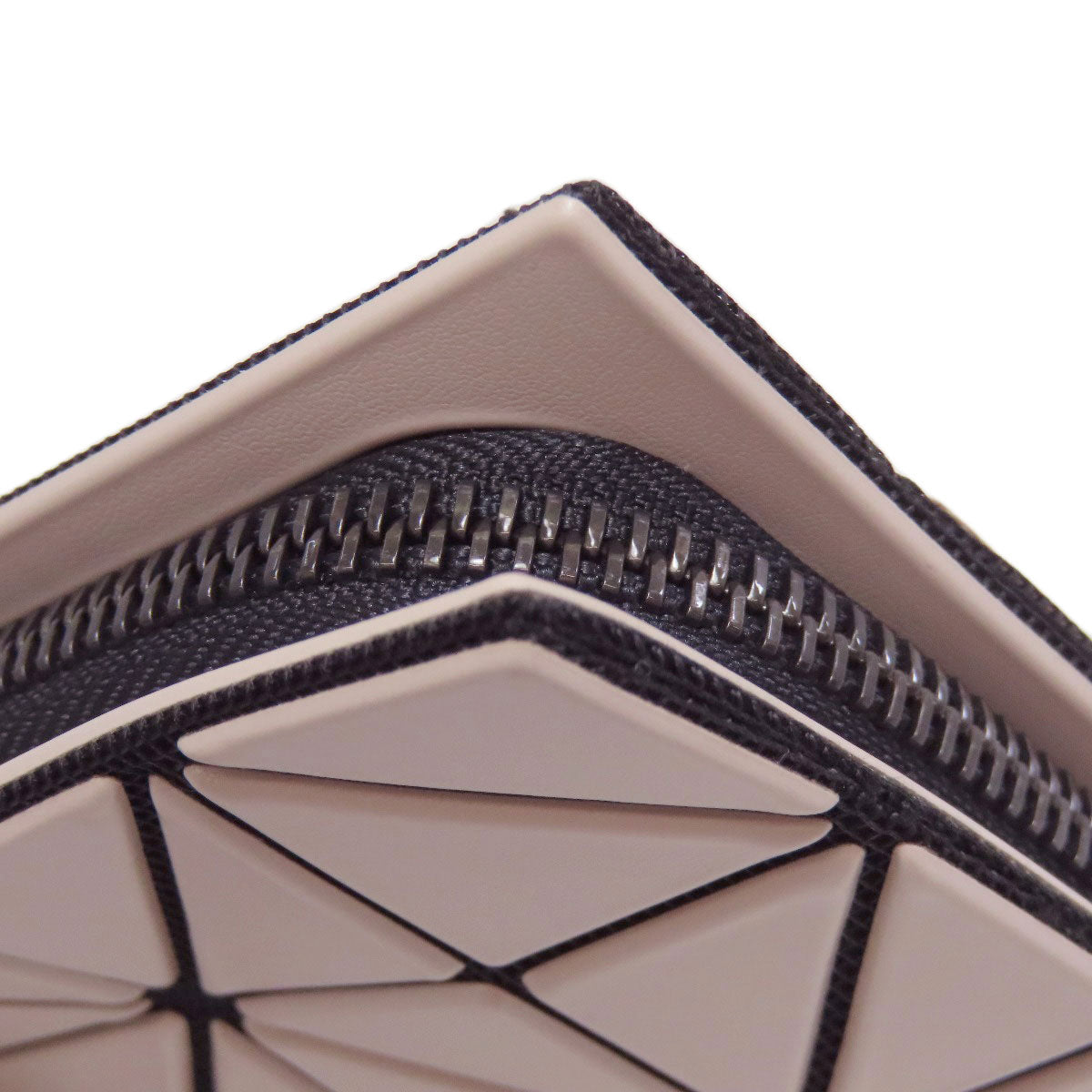ISSEY MIYAKE INC. Baobao coin purse Polyester PlasticsLadies [Used]