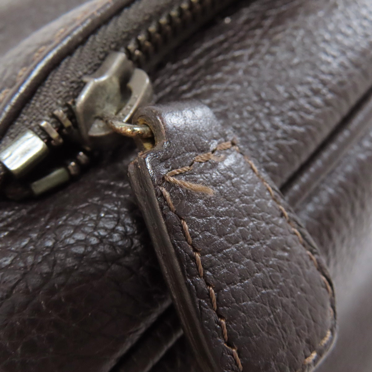 Giorgio Armani Simple design Business bag Leather mens [Used]