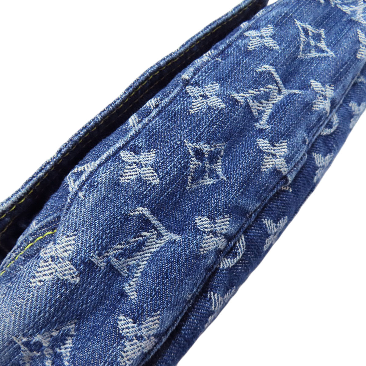 LOUIS VUITTON M95347 Bum bag Hip bag, waist bag Denim Ladies [Used]