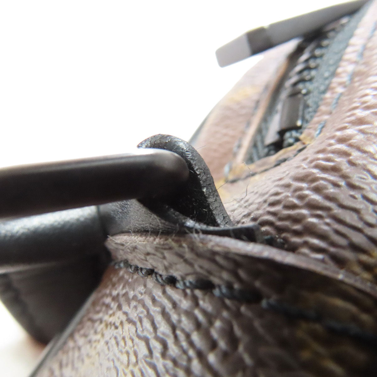 LOUIS VUITTON M69404 Christopher Wearable Wallet Monogram Macassar Shoulder Bag Monogram canvas mens [Used]