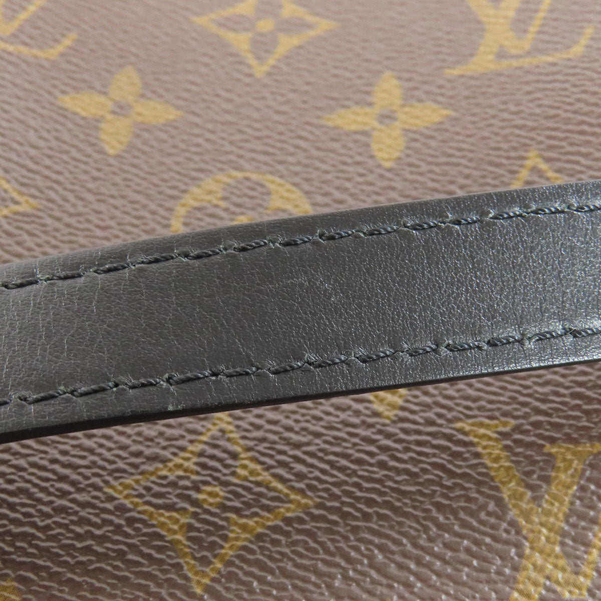 LOUIS VUITTON M69404 Christopher Wearable Wallet Monogram Macassar Shoulder Bag Monogram canvas mens [Used]