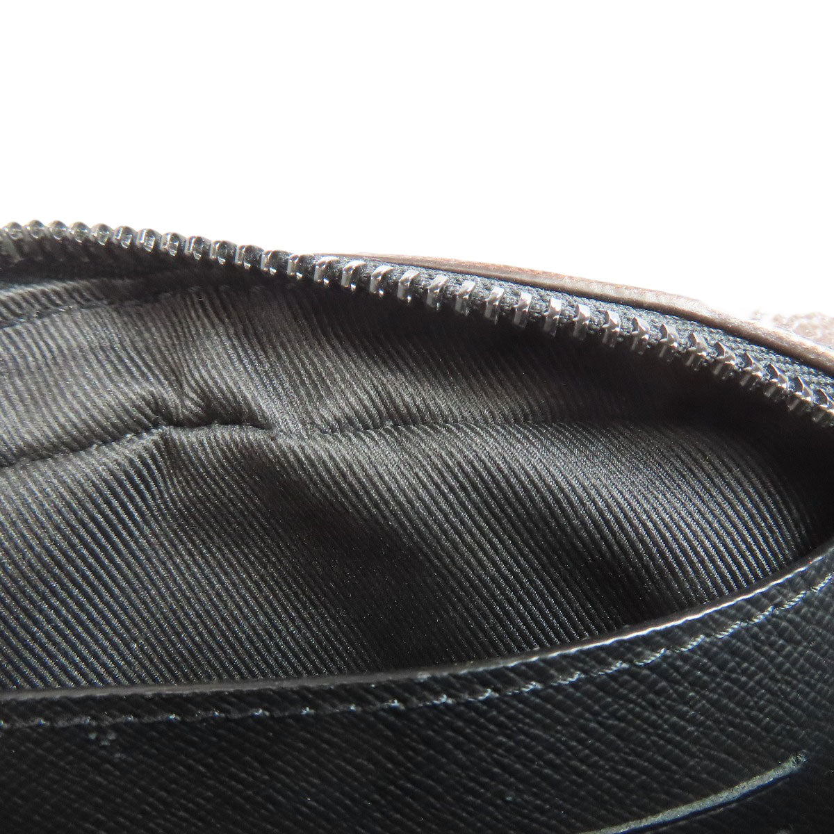 LOUIS VUITTON M69404 Christopher Wearable Wallet Monogram Macassar Shoulder Bag Monogram canvas mens [Used]