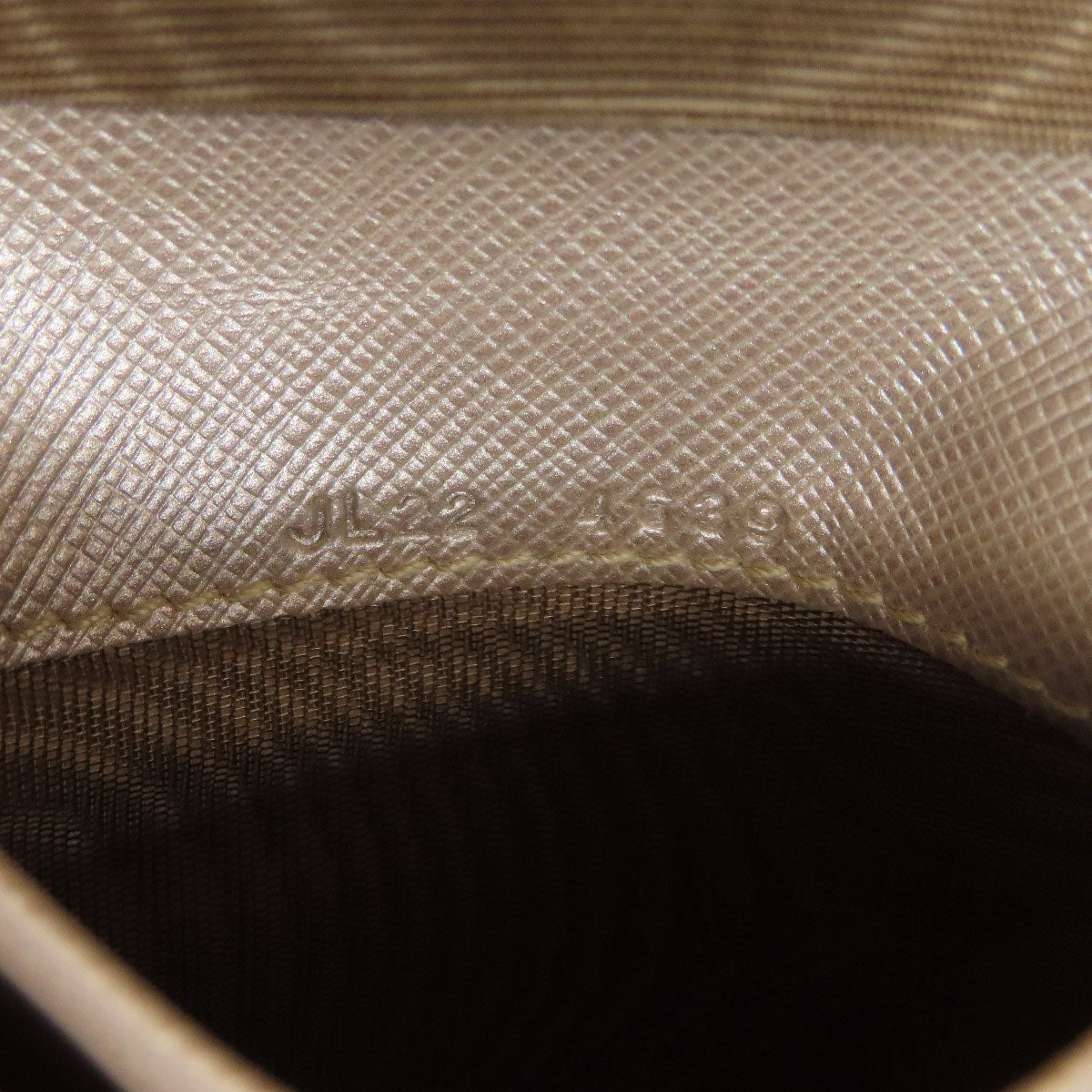 Salvatore Ferragamo GanciniHardware Bifold Wallet with Coin Pocket PVC Ladies [Used]