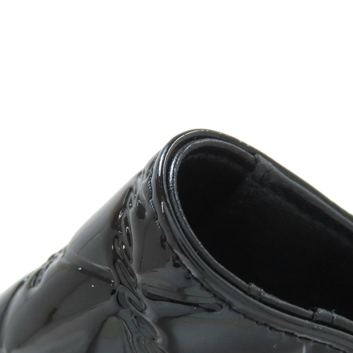 CHANEL Icon SilverHardware Long wallet (with coin pocket) Patent leather Ladies [Used]