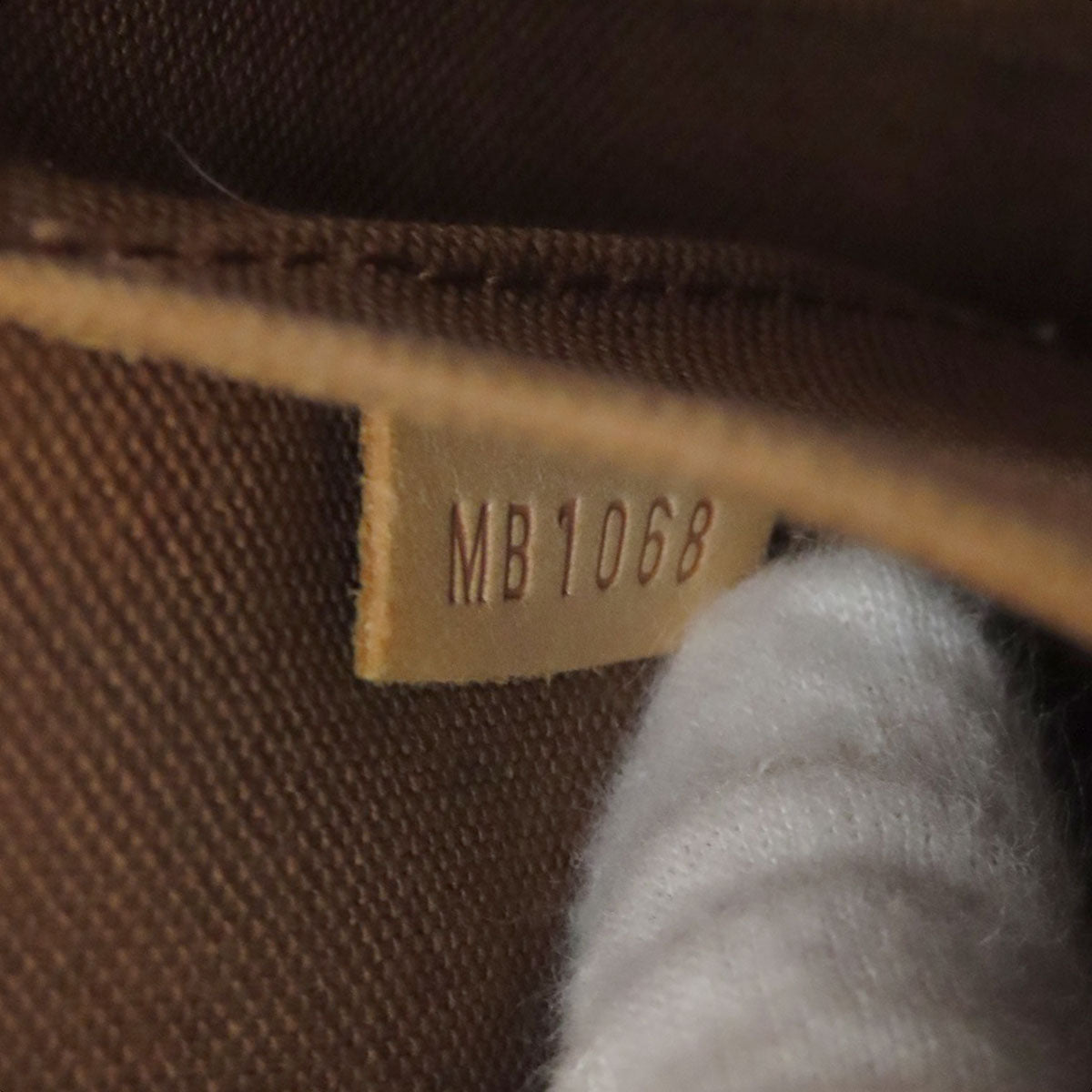 LOUIS VUITTON M40144 Tivoli GM Handbag Monogram canvas Ladies [Used]