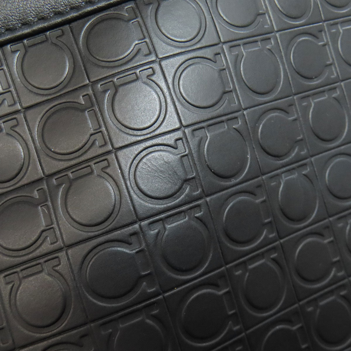 Salvatore Ferragamo Logo motif Shoulder Bag Leather Ladies [Used]