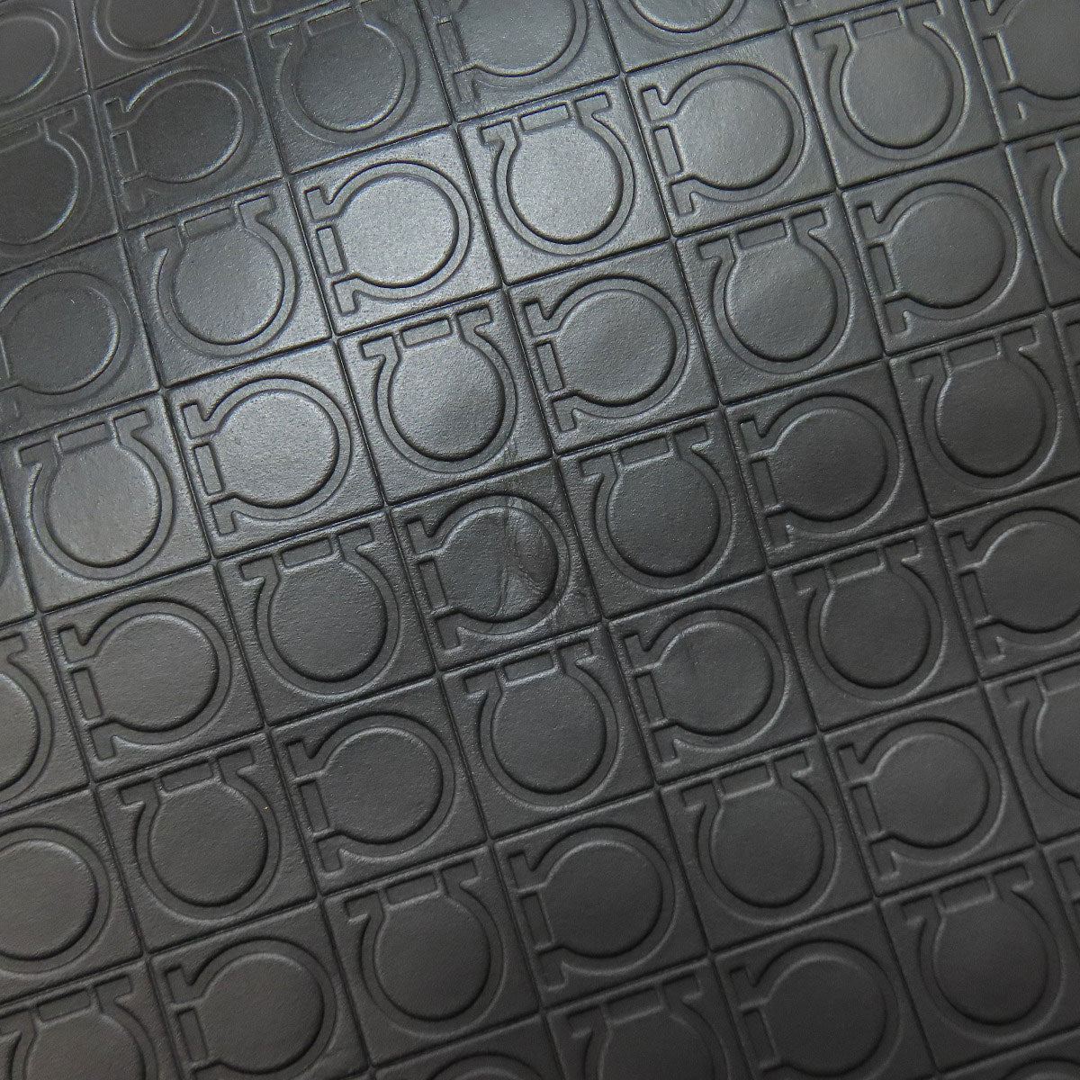 Salvatore Ferragamo Logo motif Shoulder Bag Leather Ladies [Used]