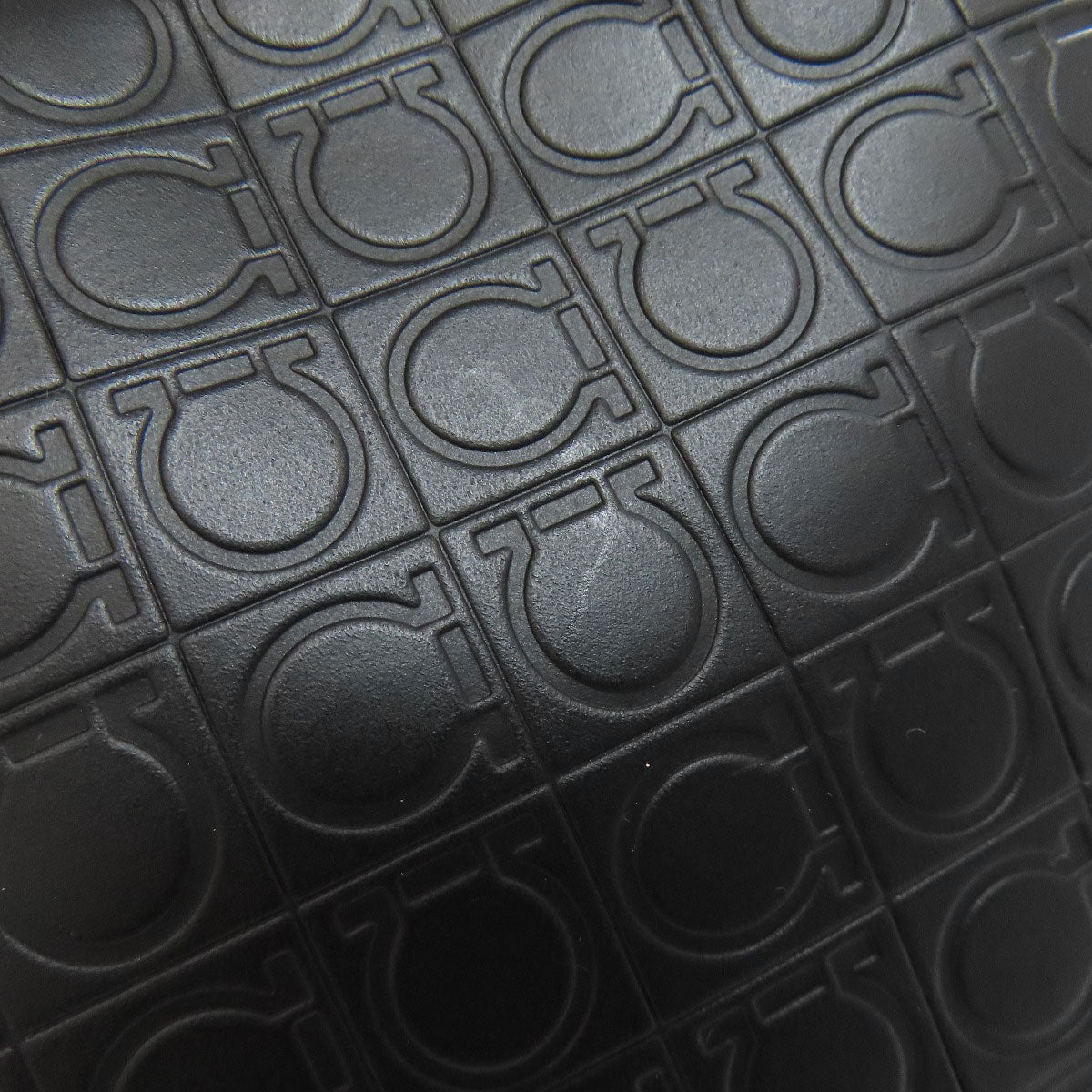 Salvatore Ferragamo Logo motif Shoulder Bag Leather Ladies [Used]