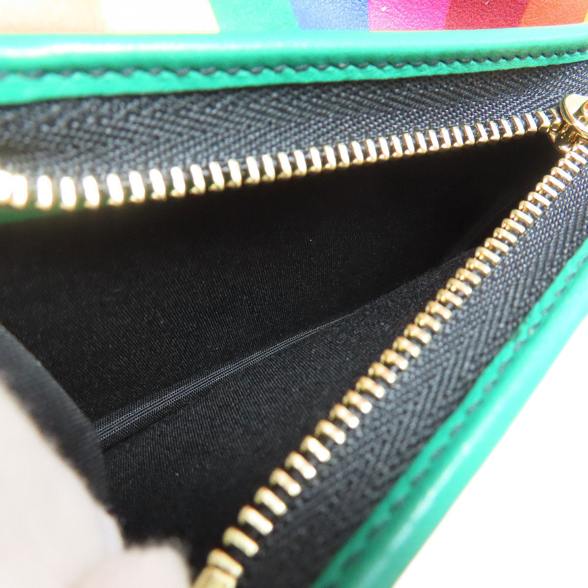 Salvatore Ferragamo Gancini motif studs Bifold Wallet with Coin Pocket Leather Ladies [Used]