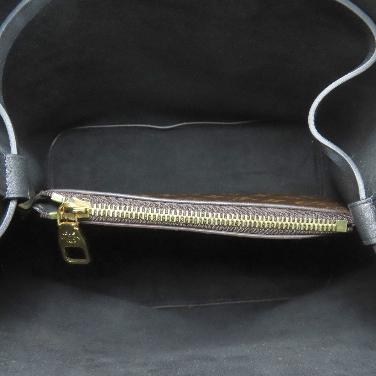 LOUIS VUITTON M44020 Neonoe Shoulder Bag Monogram canvas Ladies [Used]