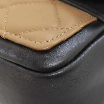 CHANEL ChainShoulder Matelasse GoldHardware Shoulder Bag Calf Ladies [Used]