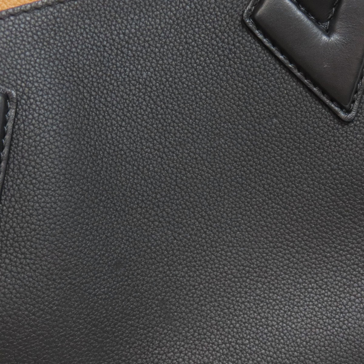 LOUIS VUITTON M53823 On My Side MM Tote Bag Monogram canvas Ladies [Used]