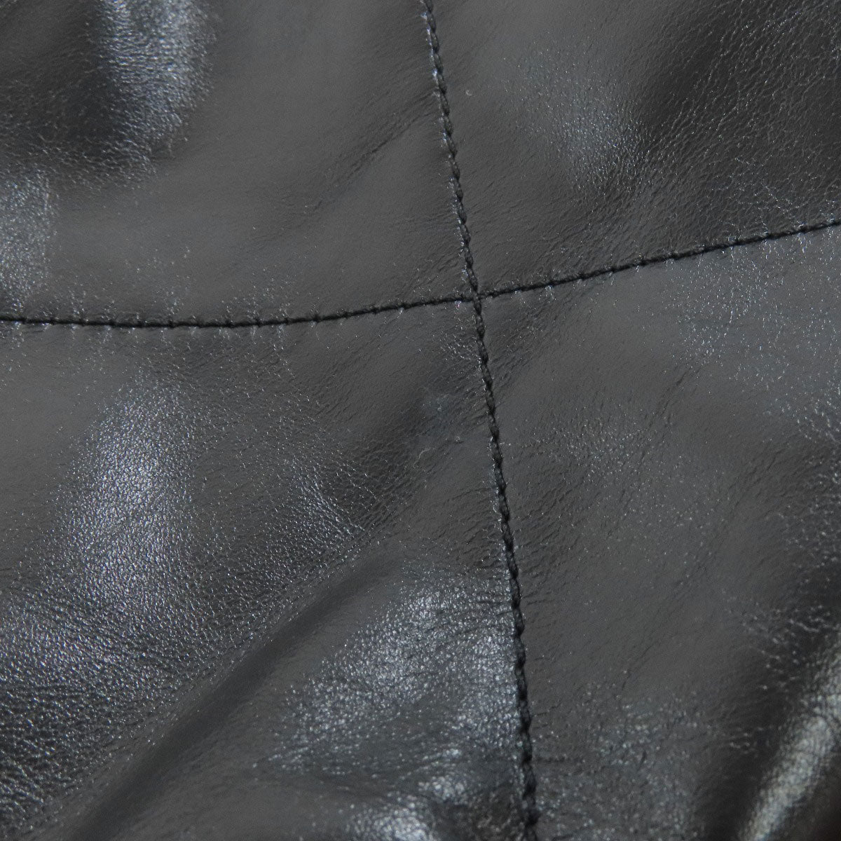 CHANEL Chanel 22 Gold Hardware Handbag Lambskin Ladies [Used]