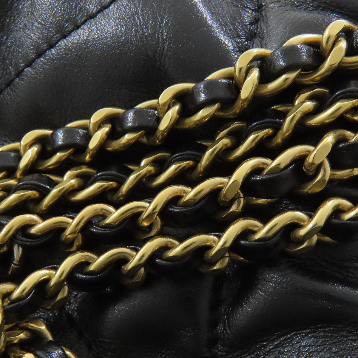 CHANEL Chanel 22 Gold Hardware Handbag Lambskin Ladies [Used]