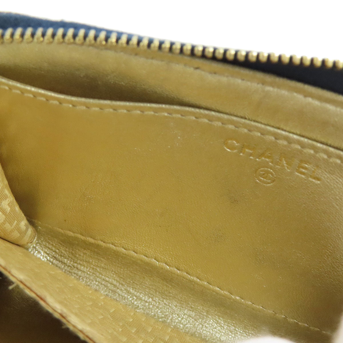 CHANEL COCO Mark Stitch GoldHardware coin purse Denim Ladies [Used]