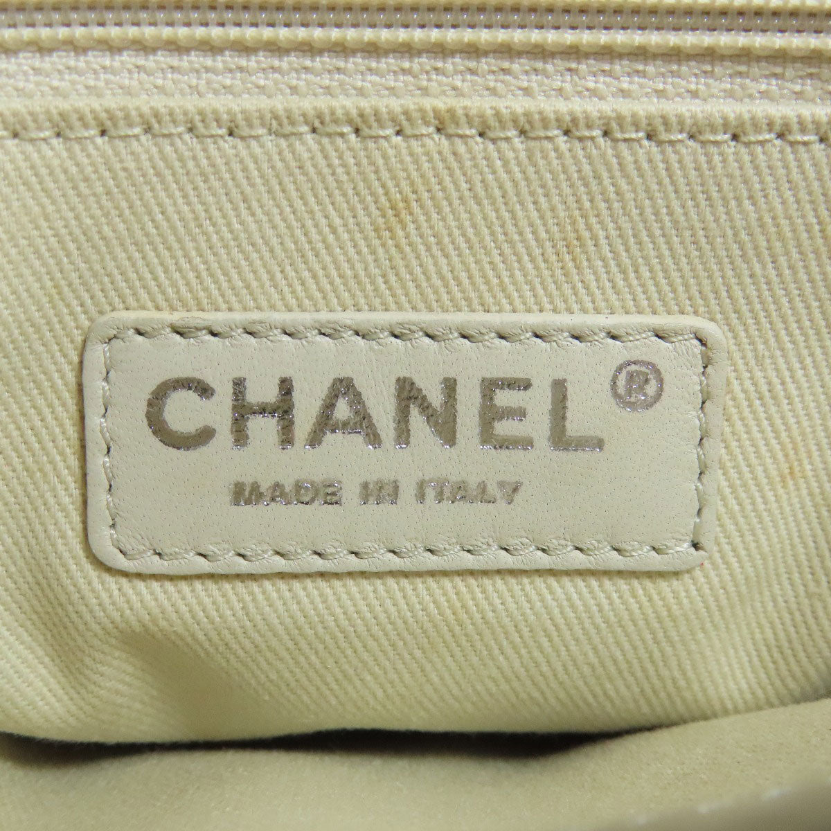 CHANEL Matelasse SilverHardware 2WAY Handbag Calf Ladies [Used]