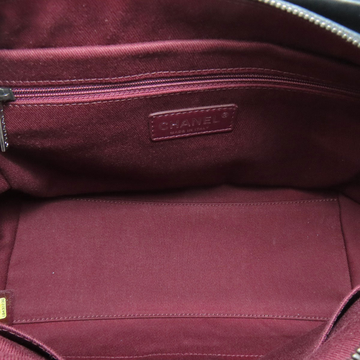 CHANEL ChainShoulder COCO Mark SilverHardware Handbag Calf Ladies [Used]