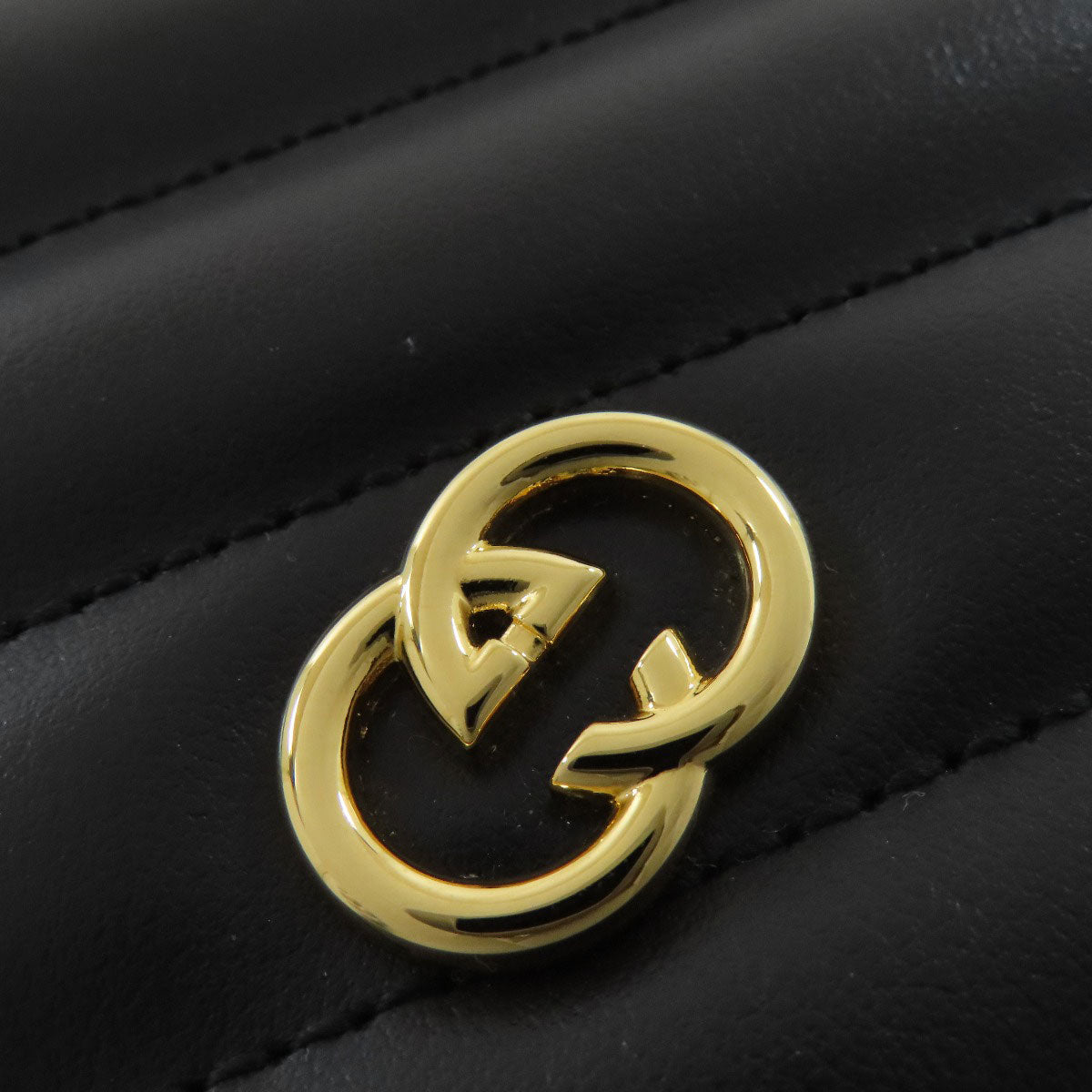 GUCCI 751628 Interlocking G heart Shoulder Bag Calf Ladies [Used]