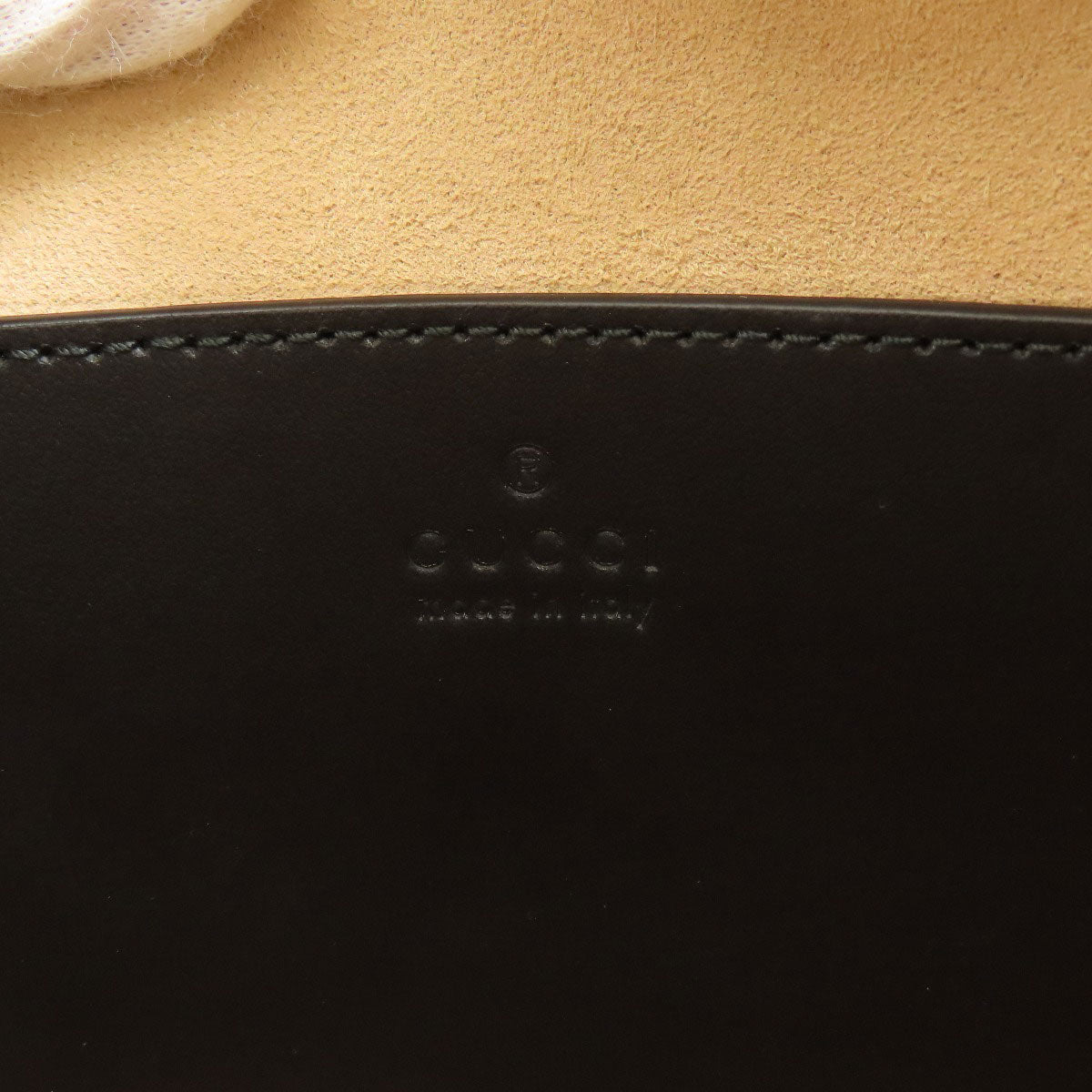 GUCCI 751628 Interlocking G heart Shoulder Bag Calf Ladies [Used]