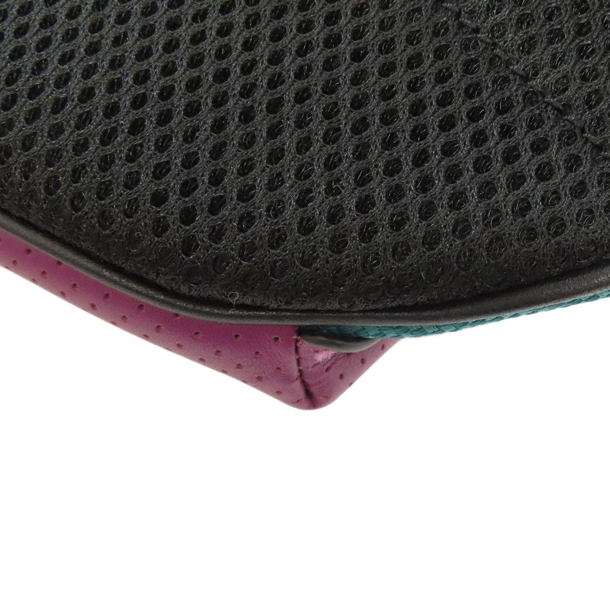 COACH 89907 logo body bag Leather Ladies [Used]