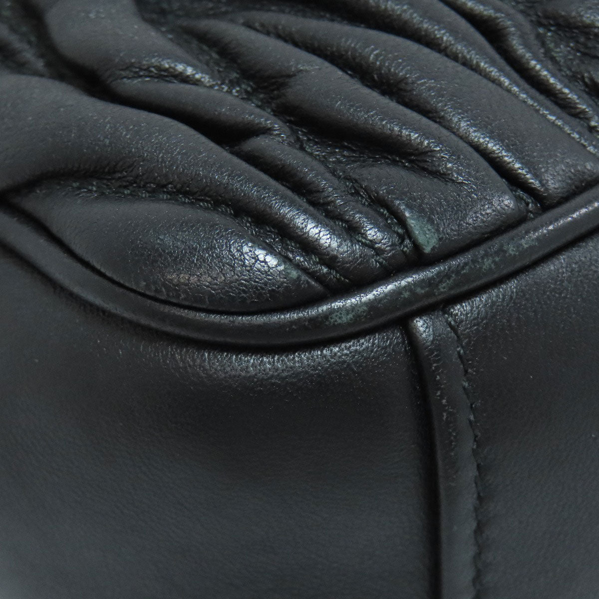 MIUMIU ChainShoulder Matelasse Shoulder Bag Calf Ladies [Used]