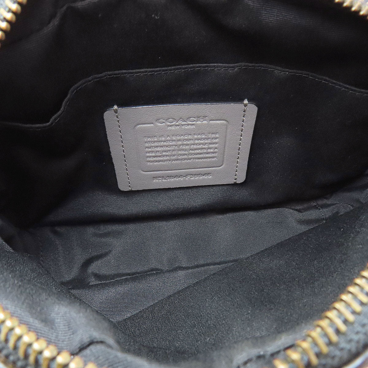 COACH F39946 Graham Crossbody Shoulder Bag Leather Ladies [Used]