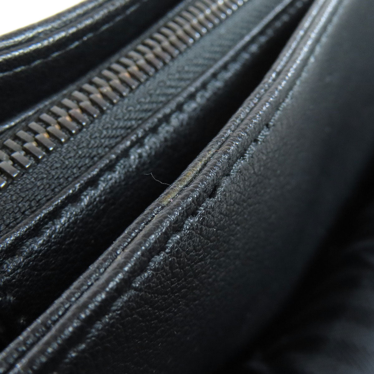 Dupont logo Shoulder Bag Leather Ladies [Used]