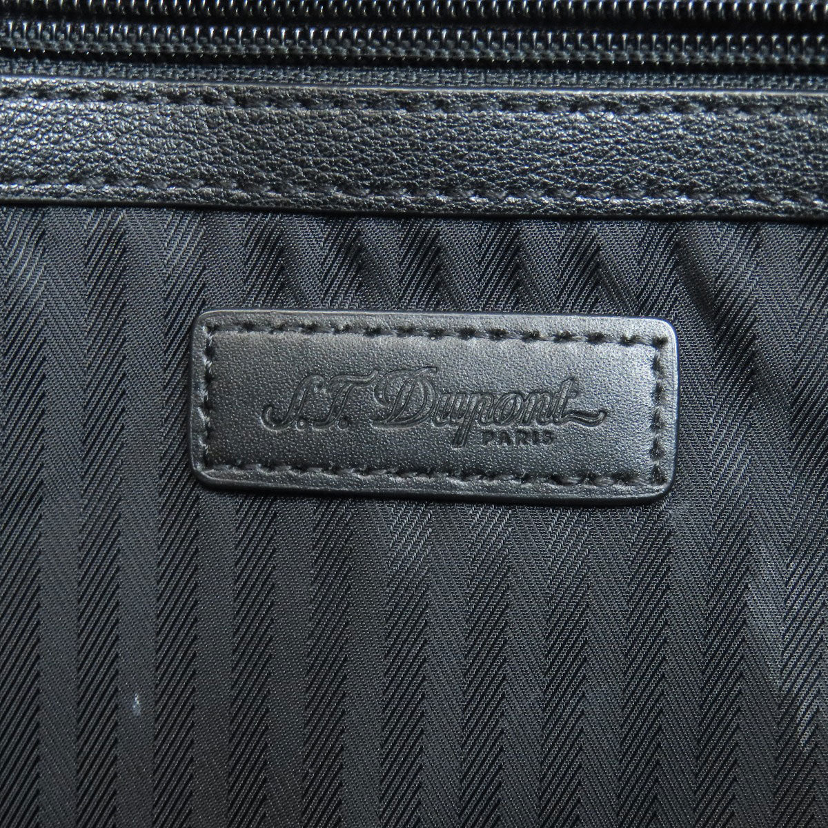 Dupont logo Shoulder Bag Leather Ladies [Used]