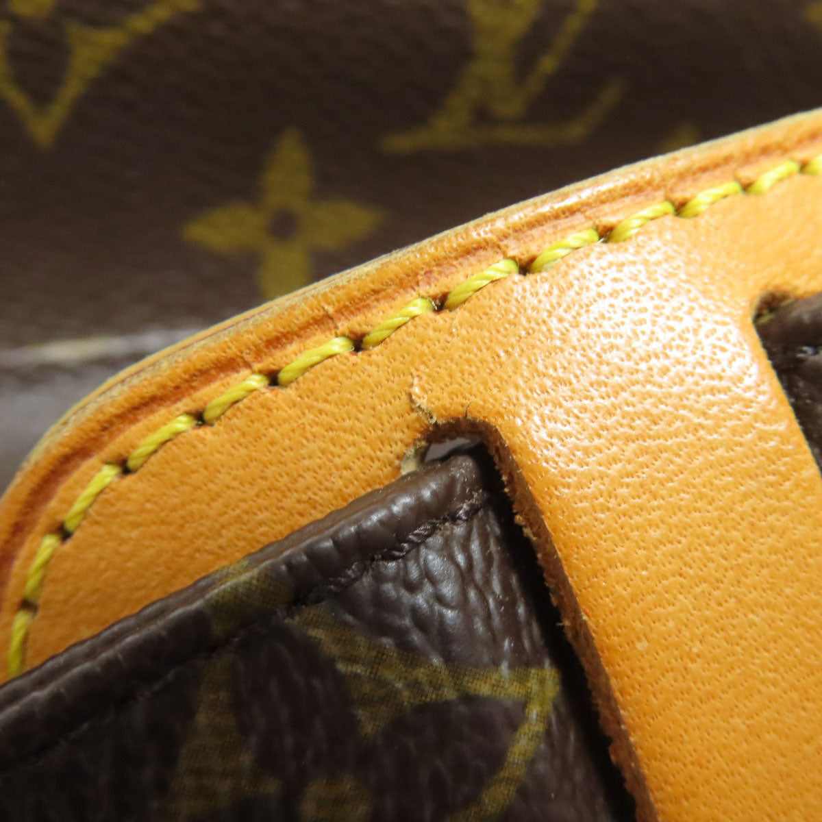 LOUIS VUITTON M45244 Nile Shoulder Bag Monogram canvas Ladies [Used]