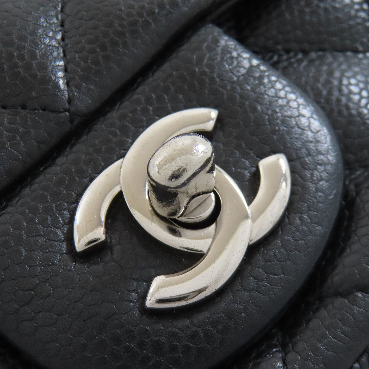 CHANEL ChainShoulder Matelasse SilverHardware Shoulder Bag Grained Calfskin Skin Ladies [Used]