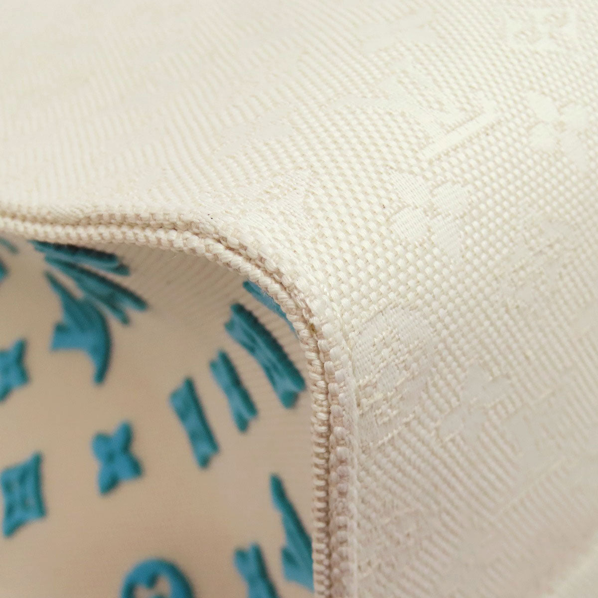 LOUIS VUITTON M20644 On the Go GM Okinawa Limited Tote Bag Canvas Ladies [Used]