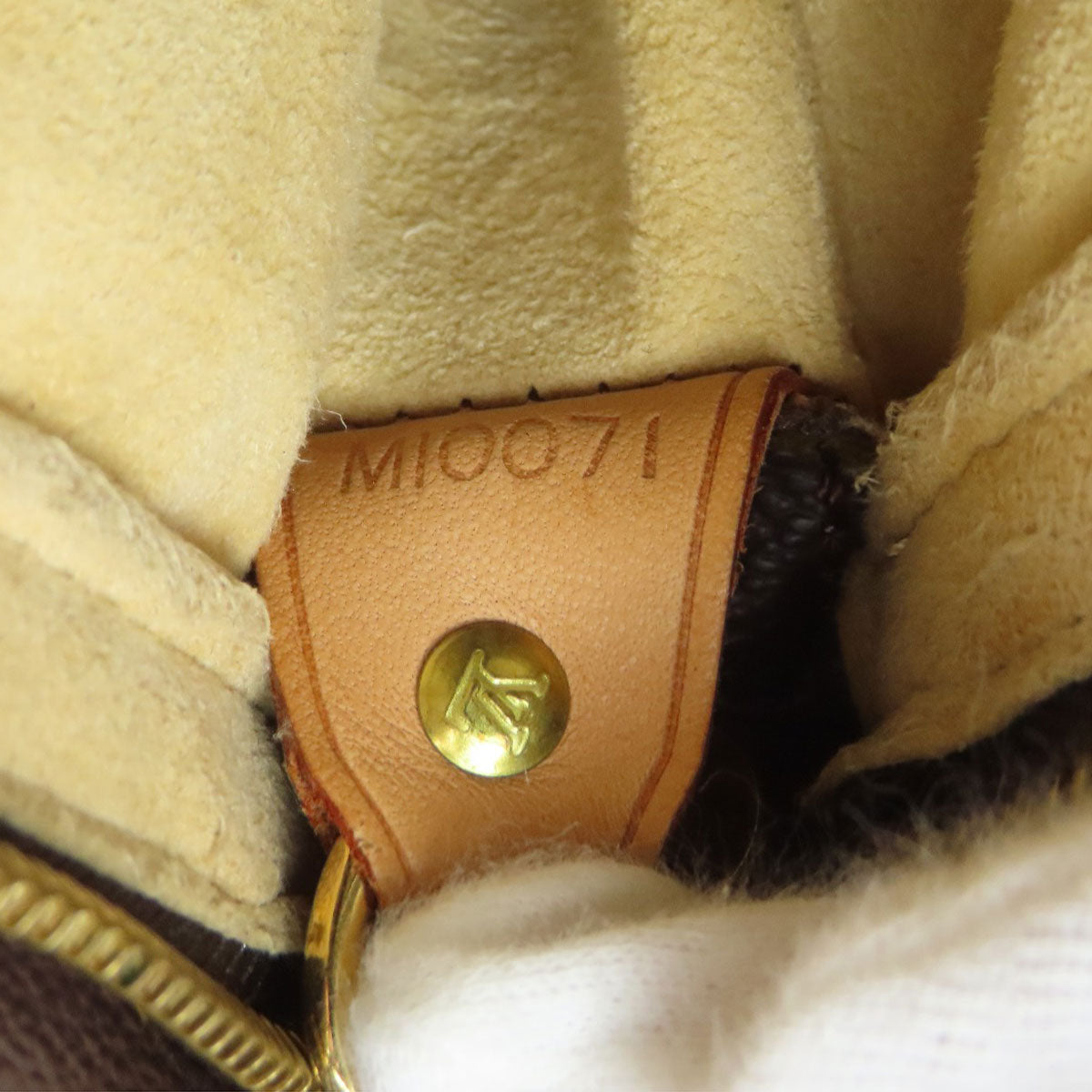 LOUIS VUITTON M51146 Looping MM Tote Bag Monogram canvas Ladies [Used]