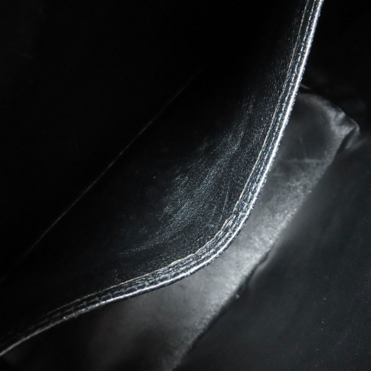 CHANEL Medallion SilverHardware Tote Bag Grained Calfskin Skin Ladies [Used]