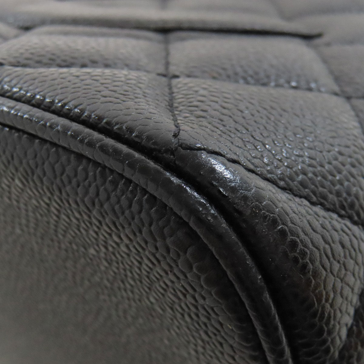 CHANEL Medallion SilverHardware Tote Bag Grained Calfskin Skin Ladies [Used]