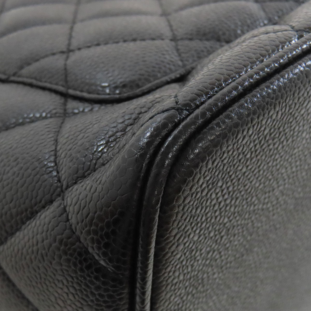 CHANEL Medallion SilverHardware Tote Bag Grained Calfskin Skin Ladies [Used]