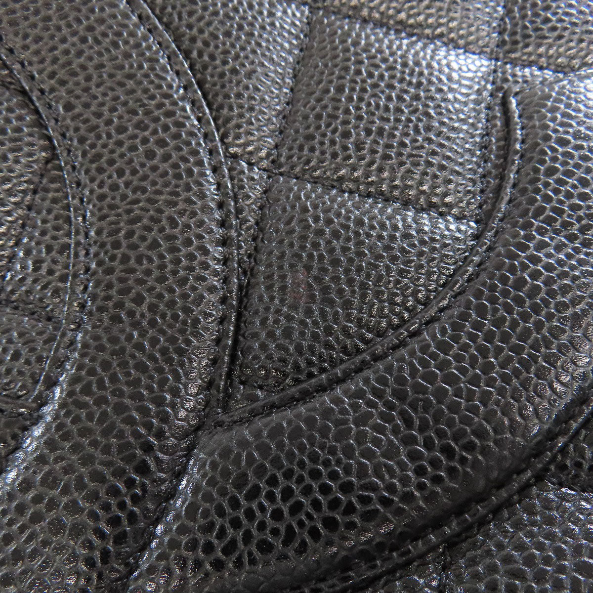 CHANEL Medallion SilverHardware Tote Bag Grained Calfskin Skin Ladies [Used]