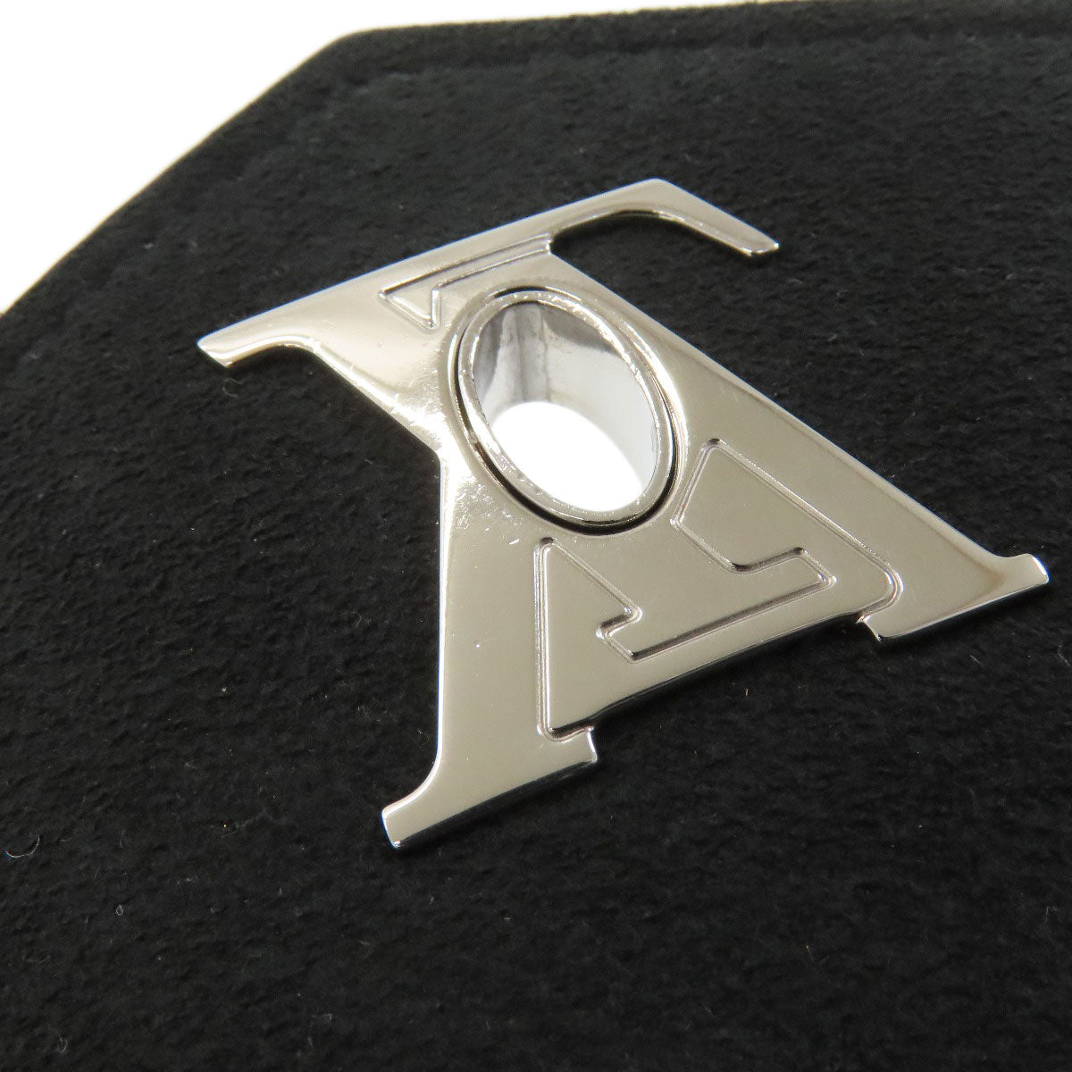 LOUIS VUITTON M69183 My Lock Me Mini Pochette Shoulder Bag Taurillon Clemence Ladies [Used]