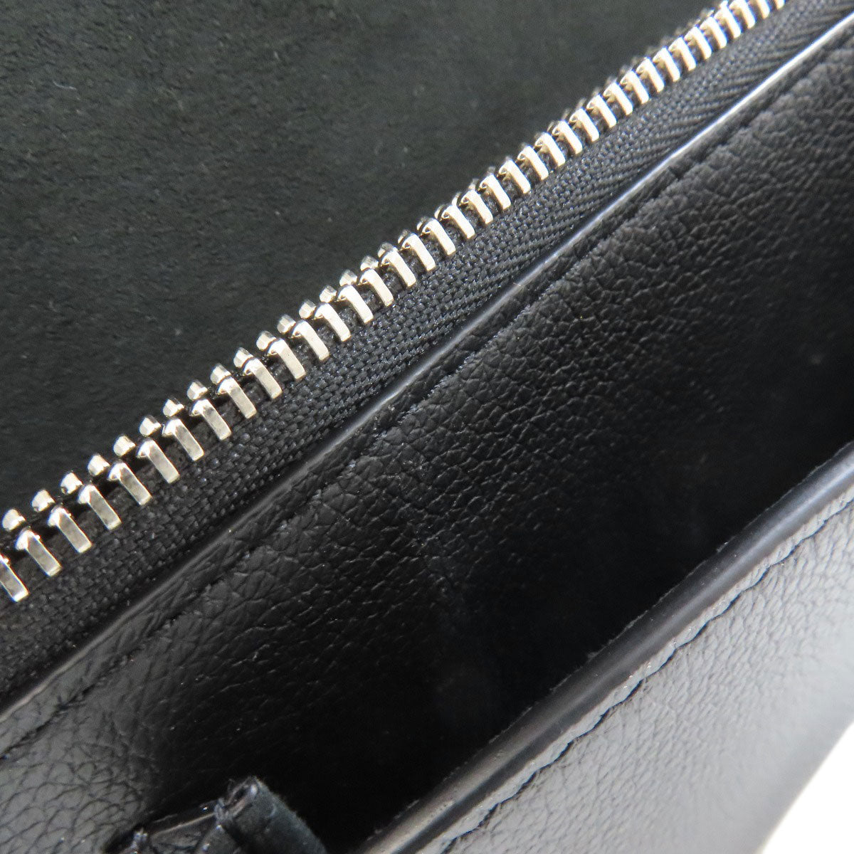 LOUIS VUITTON M69183 My Lock Me Mini Pochette Shoulder Bag Taurillon Clemence Ladies [Used]