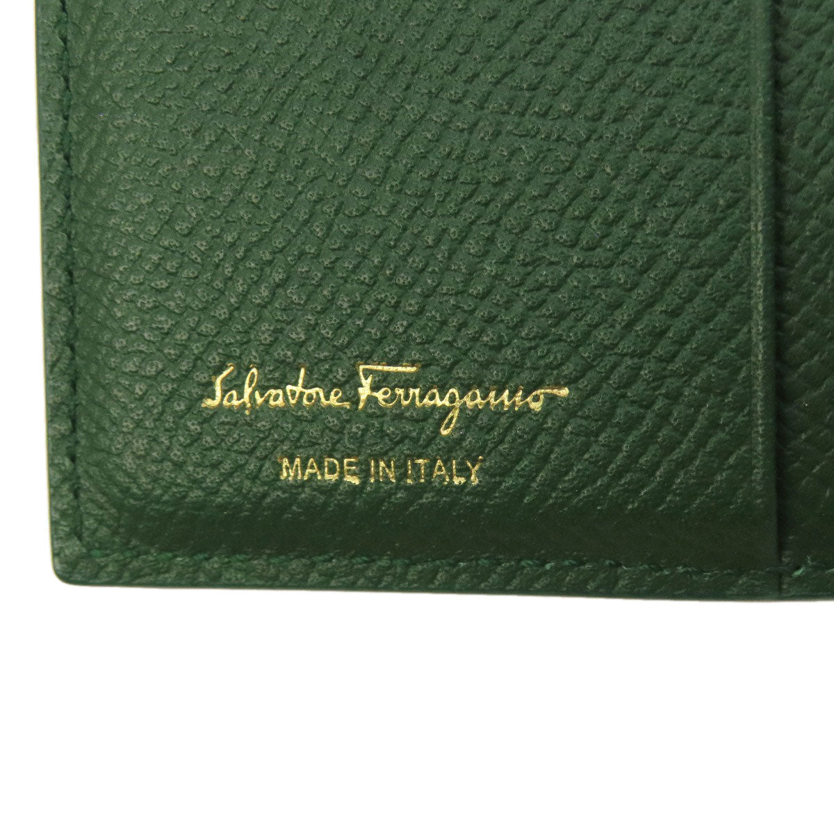 Salvatore Ferragamo GanciniHardware Bifold Wallet with Coin Pocket Leather Ladies [Used]