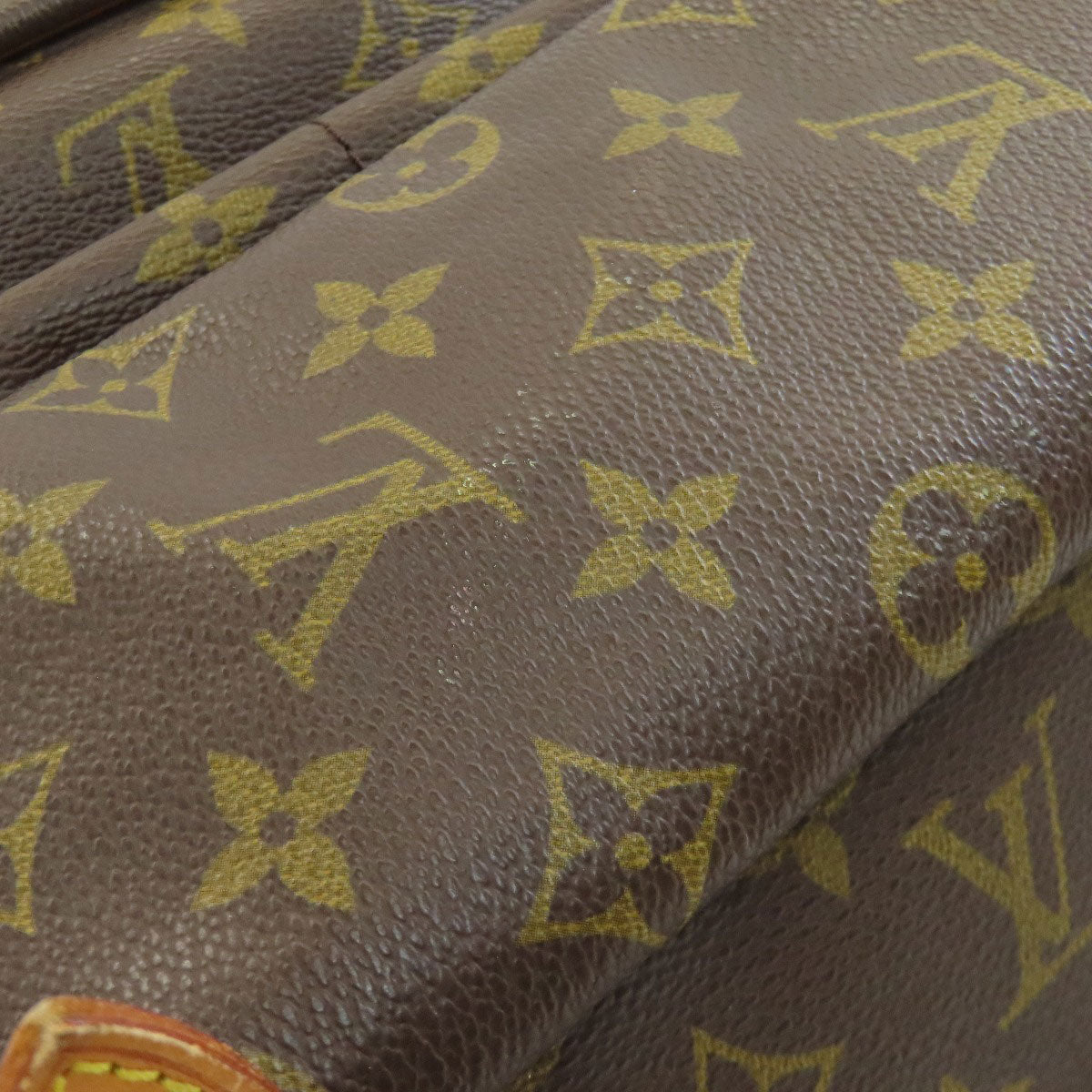 LOUIS VUITTON M42252 Saumur LL Shoulder Bag Monogram canvas Ladies [Used]