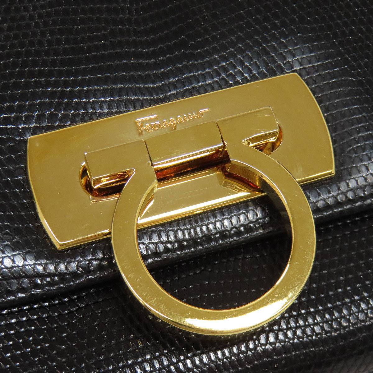 Salvatore Ferragamo GanciniHardware Shoulder Bag Leather Ladies [Used]