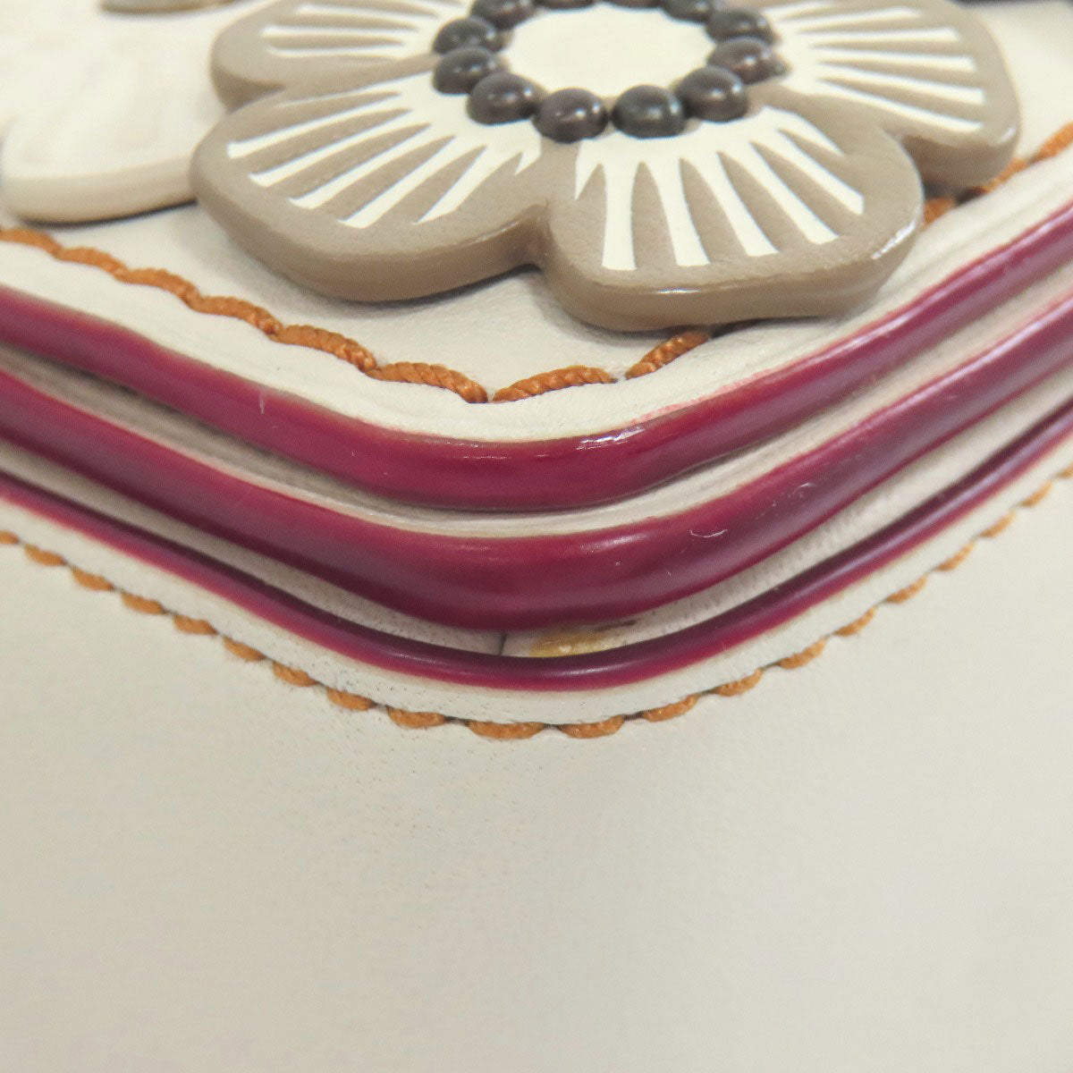 COACH 20215 Dinky Flower Motif Shoulder Bag Leather Ladies [Used]