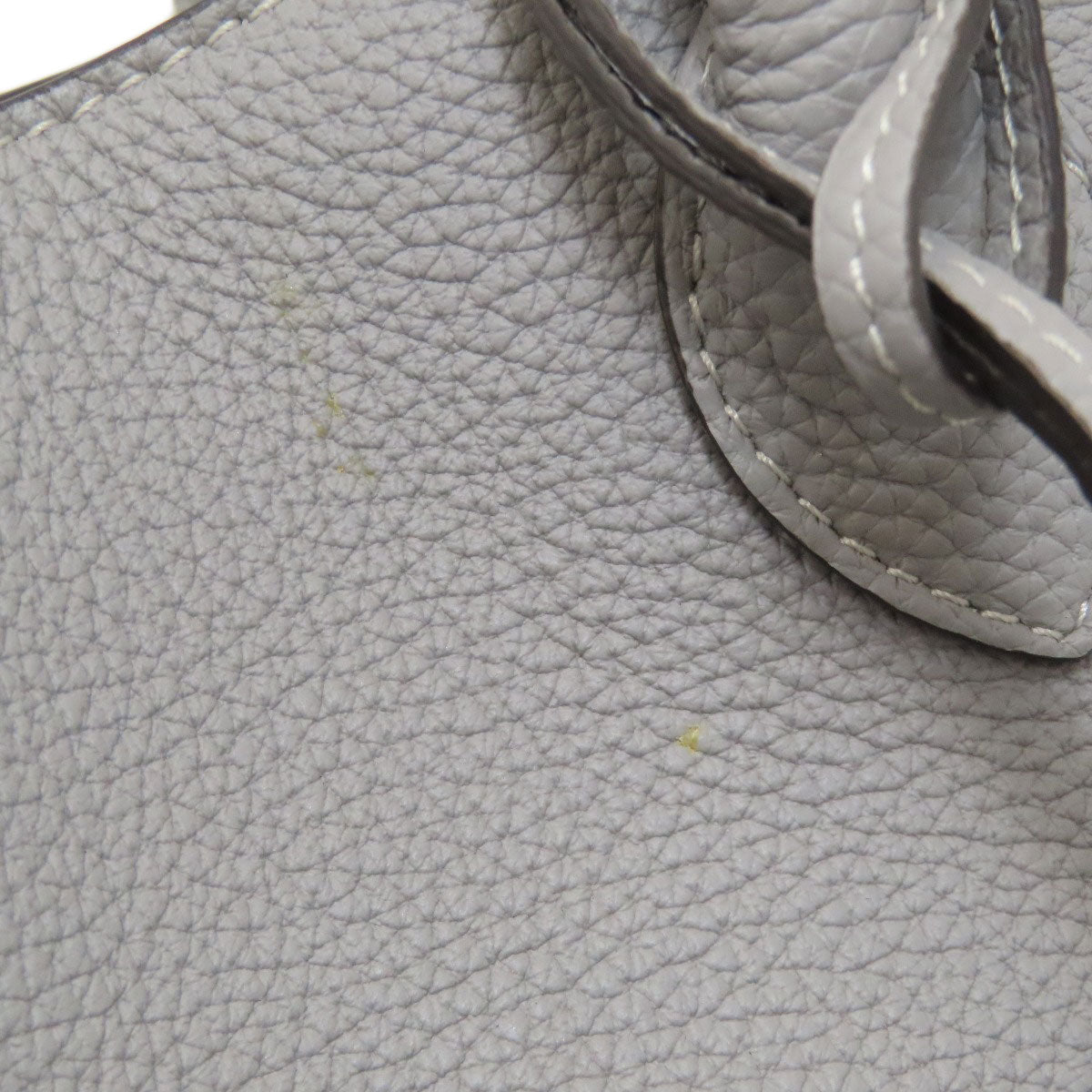 SELECT BAG * For more information on brand bargains Handbag Leather Ladies [Used]